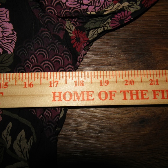 Apostrophe Top Black Purple Shirt Flower Sz Med - Picture 4 of 6